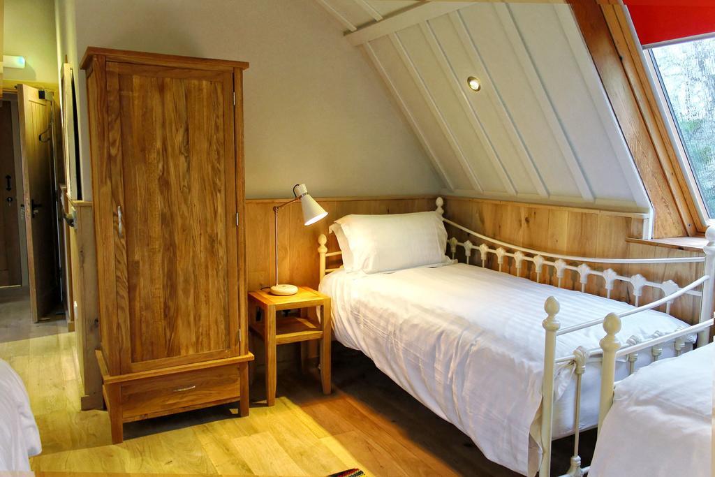 Lumely Fee Bunkhouse Aparthotel Κένταλ Εξωτερικό φωτογραφία