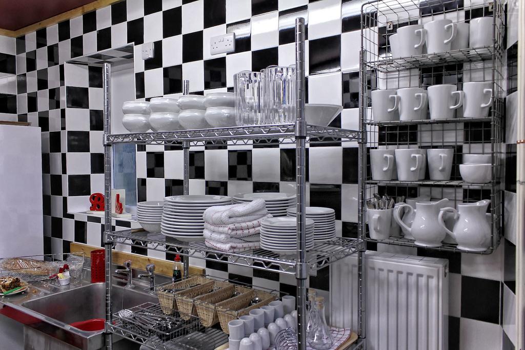 Lumely Fee Bunkhouse Aparthotel Κένταλ Εξωτερικό φωτογραφία
