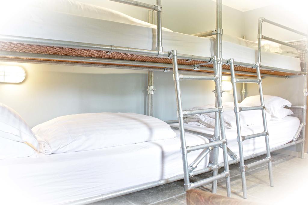 Lumely Fee Bunkhouse Aparthotel Κένταλ Εξωτερικό φωτογραφία