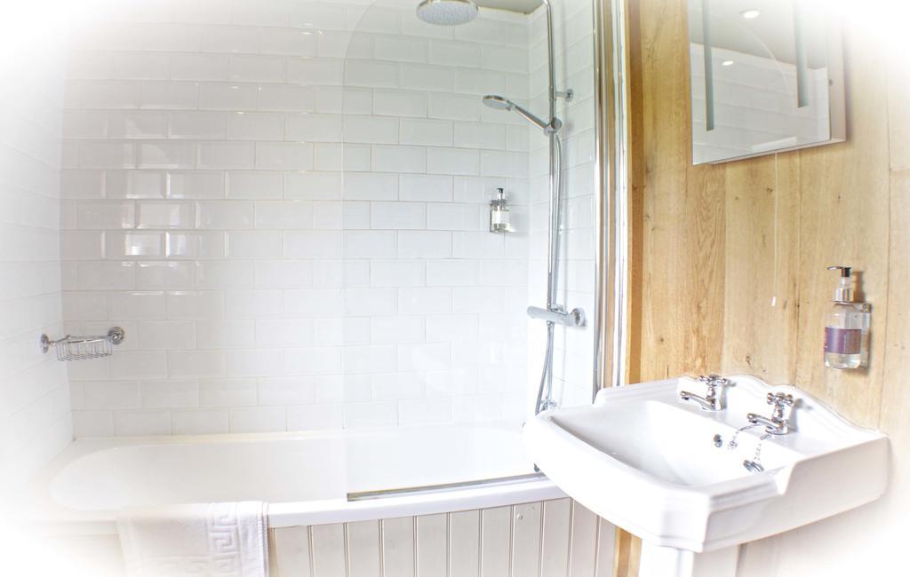 Lumely Fee Bunkhouse Aparthotel Κένταλ Εξωτερικό φωτογραφία