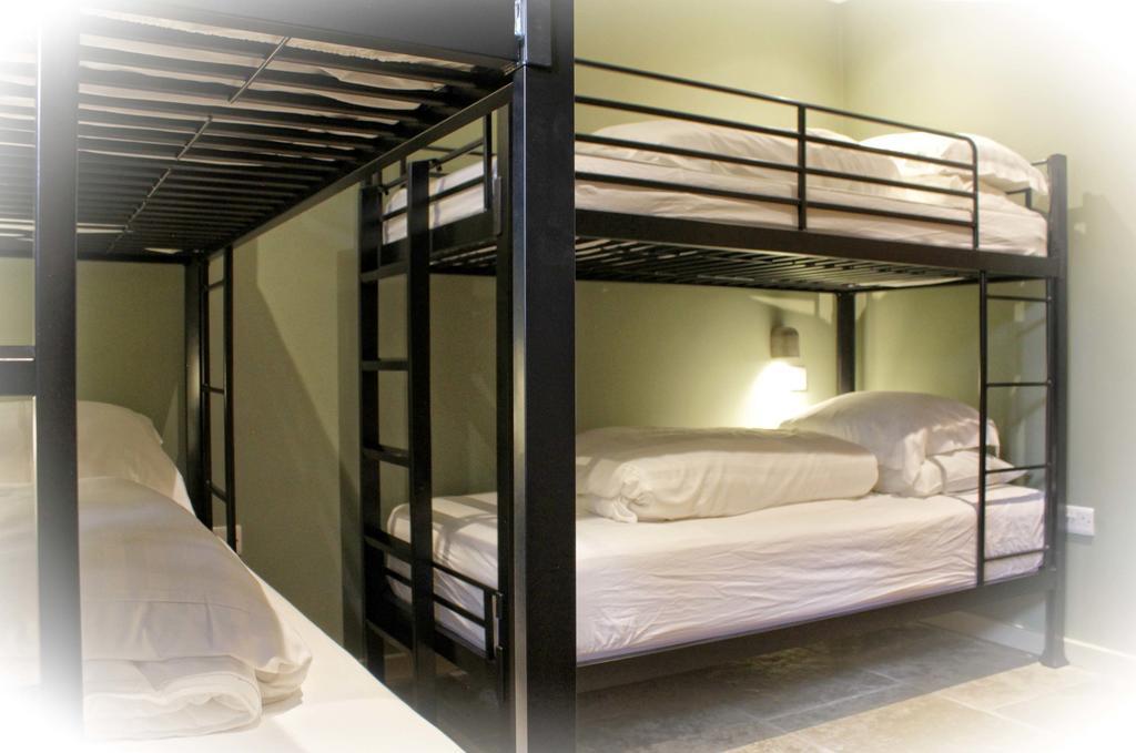Lumely Fee Bunkhouse Aparthotel Κένταλ Εξωτερικό φωτογραφία